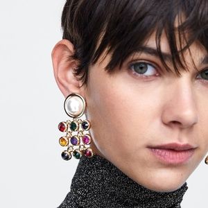 ZARA New Pearl Multicolor Earrings... LAST ONE!!!
